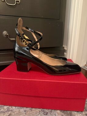 Valentino Black Patent Leather Mary Jane Block Heels with Ankle Straps